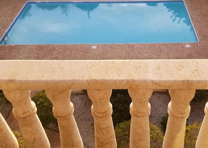 Penthouse Universal *