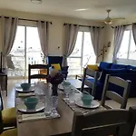 Penthouse Universal *