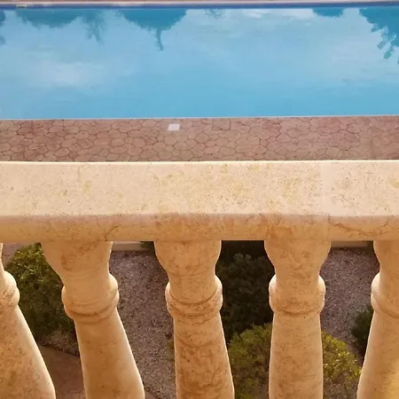 Penthouse Universal *